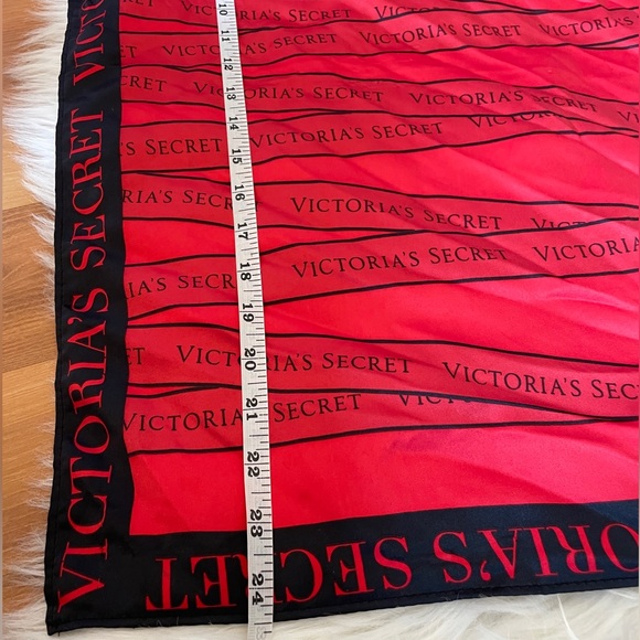 Victoria's Secret Red Signature Scarf Limited Edition - Picture 7 of 8